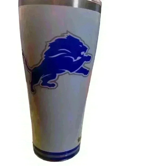 Detroit Lions Beverage Tumbler - Picture 2 of 3